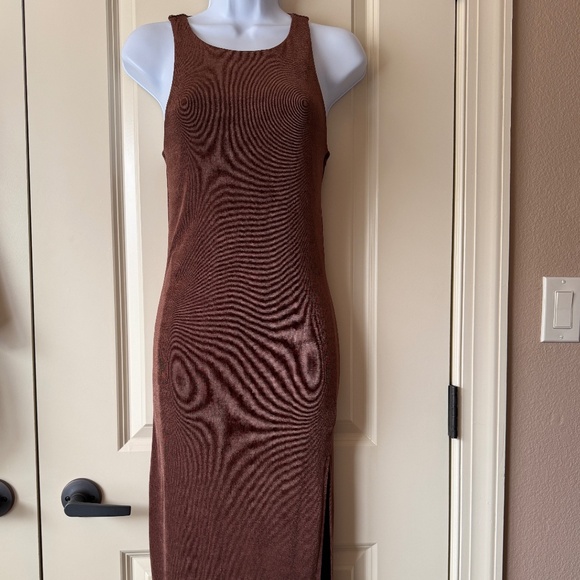 Forever 21 Dresses & Skirts - Forever 21 Ribbed Midi Tank Dress size Small
